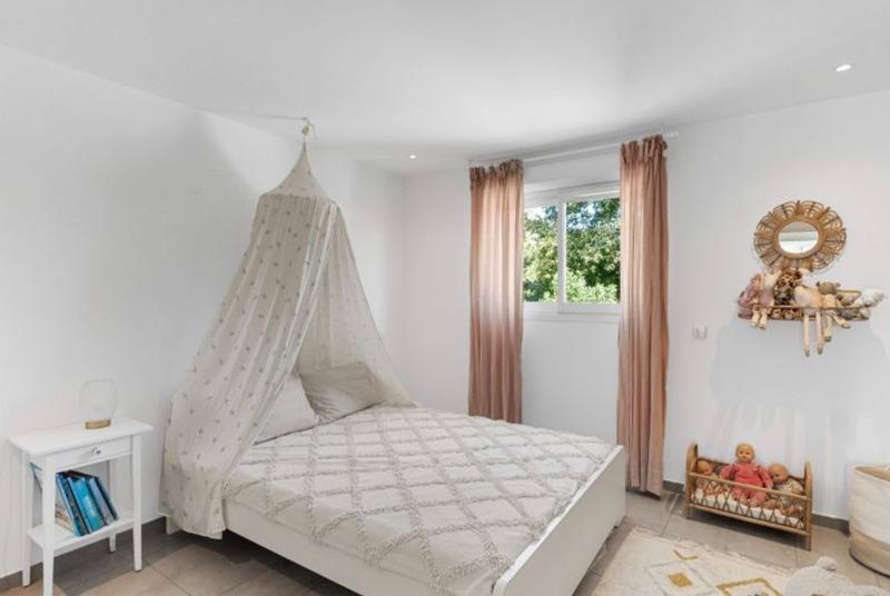 Maison - 203 m² - 7 pièces