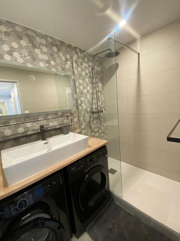 Appartement - 65 m² - 5 pièces