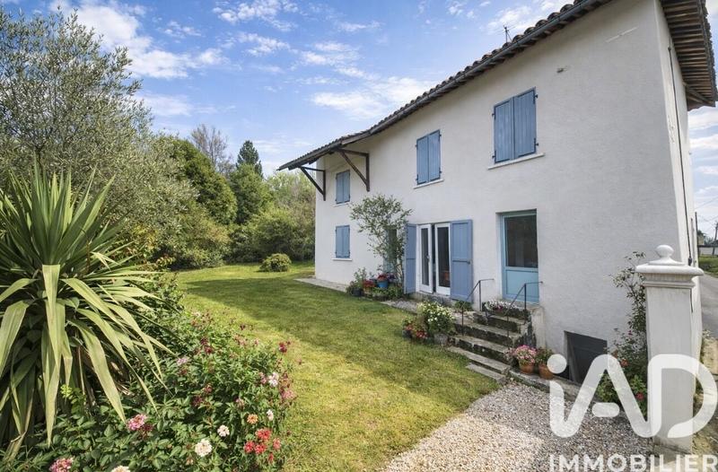 Maison de village - 110 m² - 5 pièces