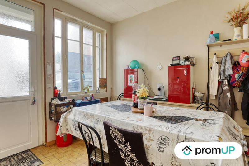 Maison - 70 m² - 5 pièces