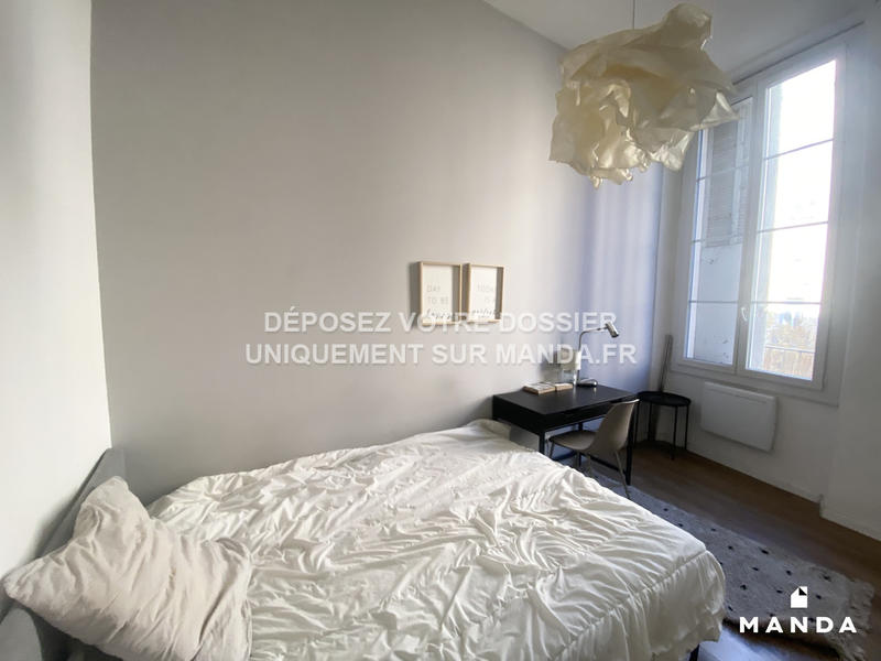 Chambre - 10 m² - 6 pièces
