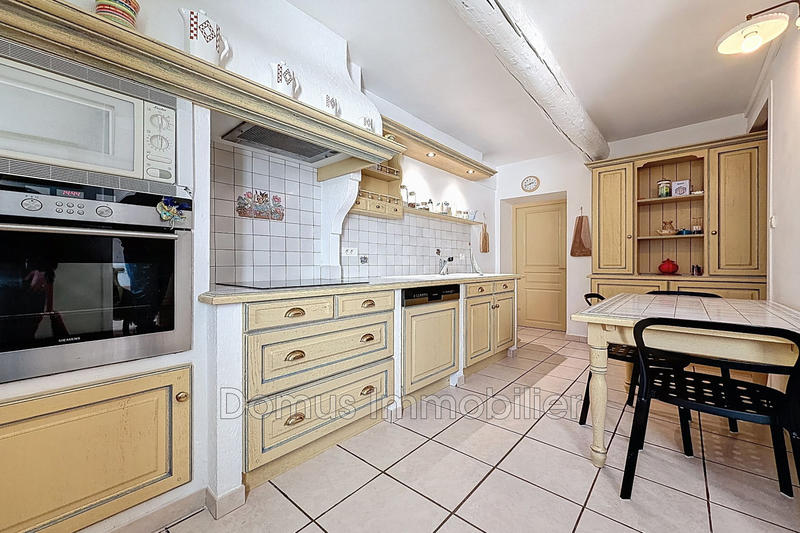 Maison - 208 m² - 9 pièces