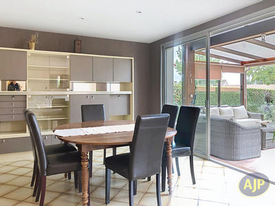 Maison - 167 m² - 5 pièces