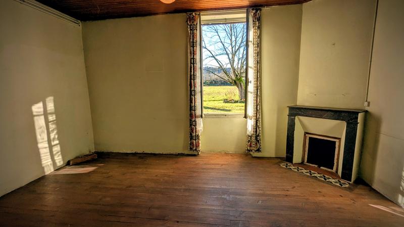 Corps de ferme - 100 m² - 5 pièces