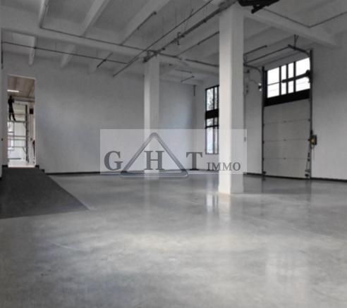 Entrepôt - 3 292 m²