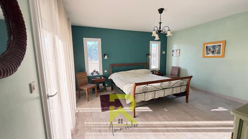 Villa - 220 m² - 7 pièces