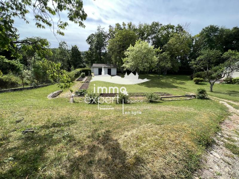 Terrain constructible - 1 672 m²