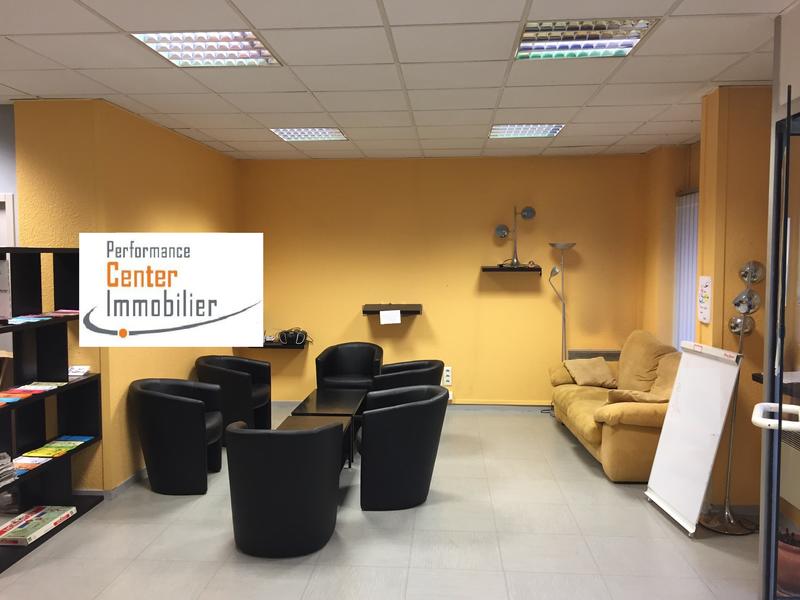 Local commercial - 100 m² - 3 pièces