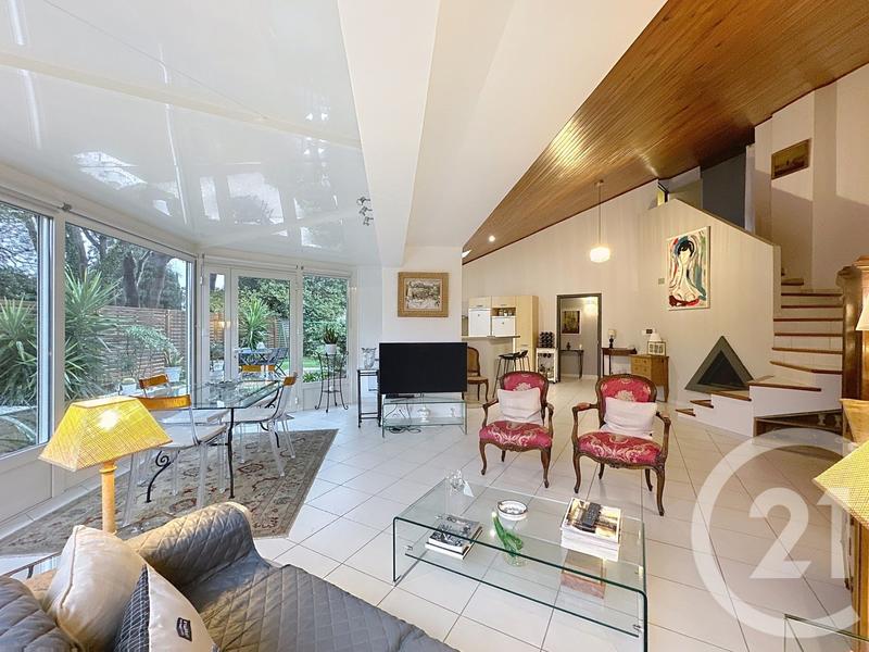 Maison - 112 m² - 4 pièces