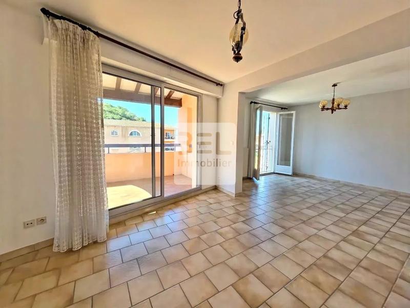 Appartement - 76 m² - 3 pièces