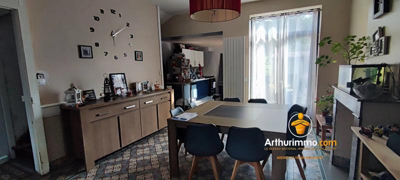 Maison - 102 m² - 7 pièces