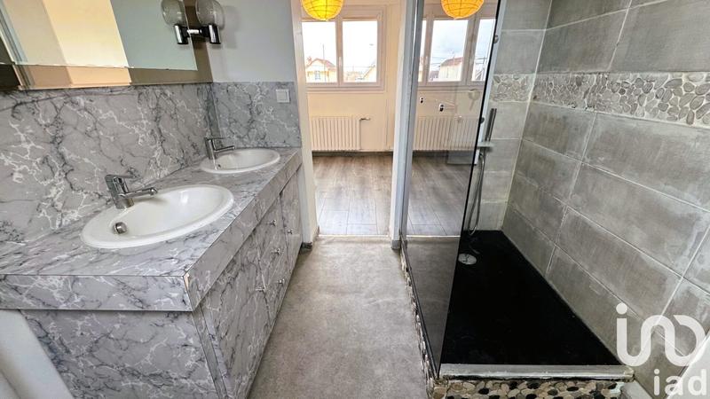 Maison - 74 m² - 4 pièces