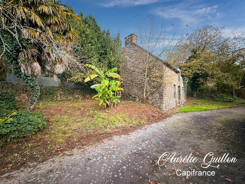 Maison - 250 m² - 15 pièces