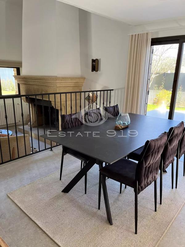 Villa - 182 m² - 7 pièces