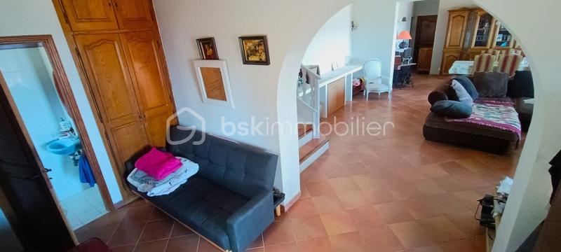 Villa - 276 m² - 11 pièces