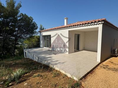 Maison - 87 m² - 4 pièces