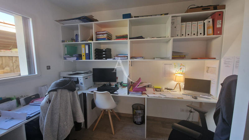 Maison - 161 m² - 6 pièces