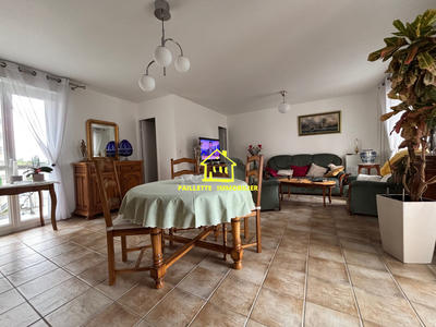 Appartement - 95 m² - 4 pièces