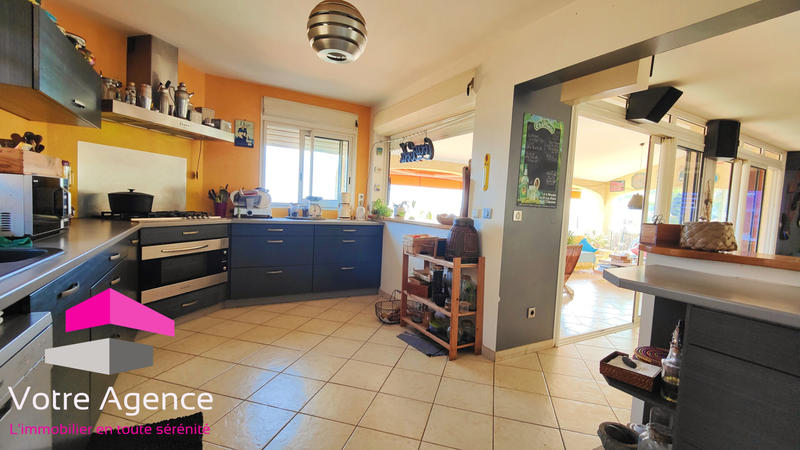 Villa - 180 m² - 5 pièces