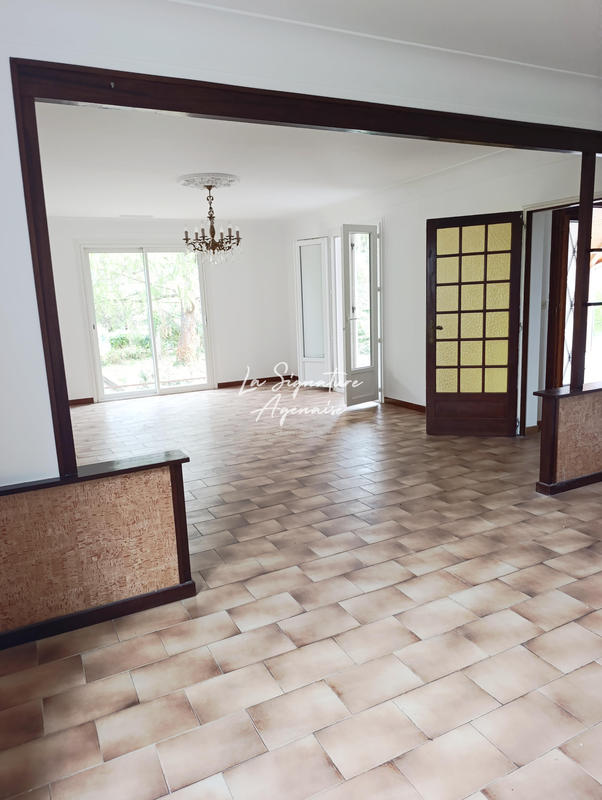 Maison - 167 m² - 6 pièces