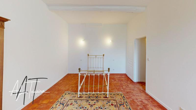 Maison - 290 m² - 10 pièces