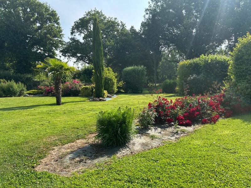 Propriété - 178 m² - 8 pièces