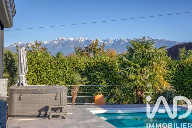 Maison - 150 m² - 5 pièces