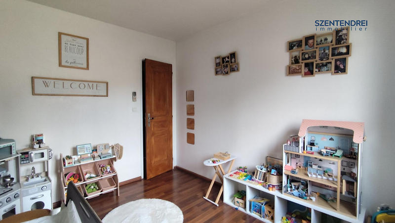 Maison traditionnelle - 75 m² - 4 pièces