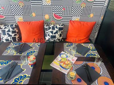 Local commercial - 110 m² - 2 pièces