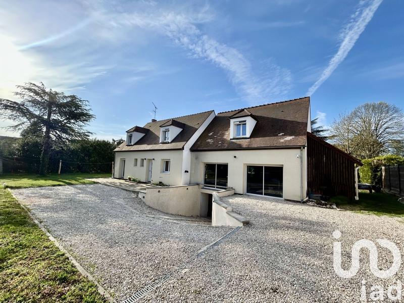 Maison - 210 m² - 7 pièces