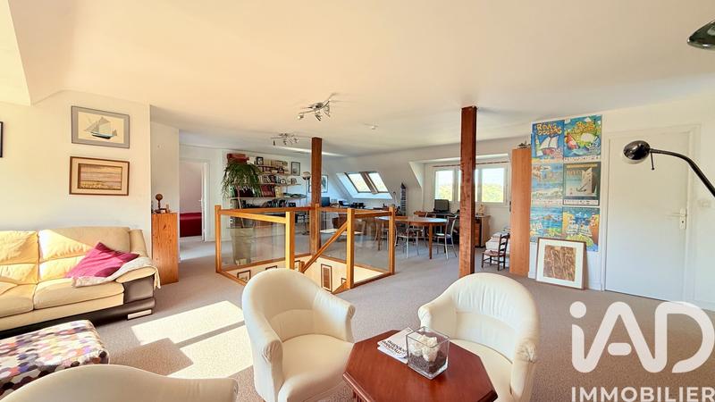 Maison - 215 m² - 7 pièces