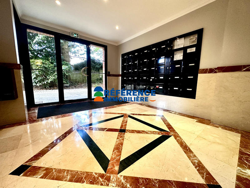 Appartement - 128 m² - 5 pièces