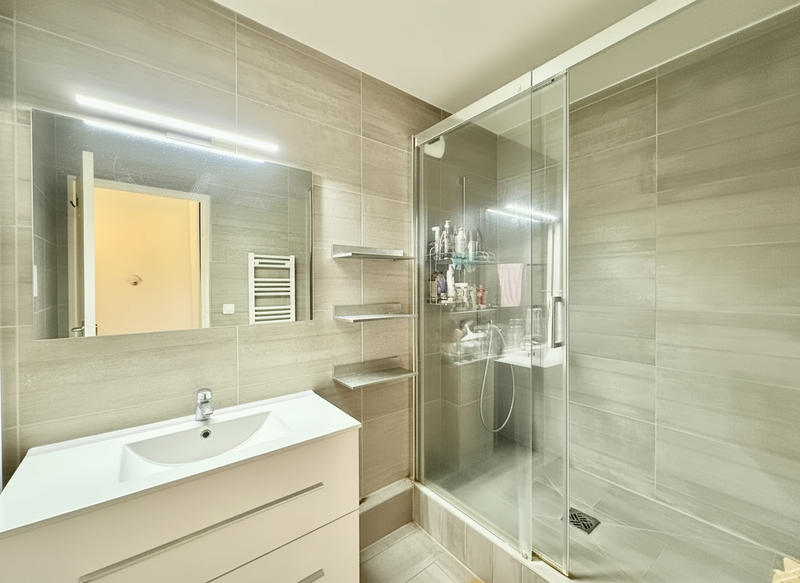 Appartement - 81 m² - 4 pièces