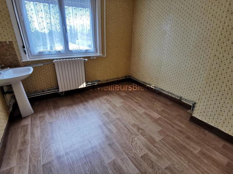 Propriété - 115 m² - 6 pièces