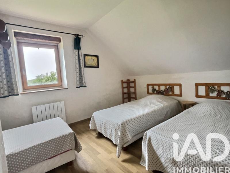 Maison - 754 m² - 26 pièces