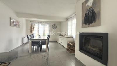 Pavillon - 90 m² - 6 pièces