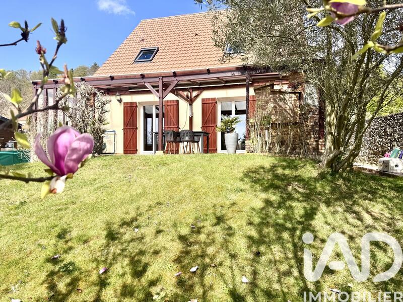 Maison - 124 m² - 6 pièces