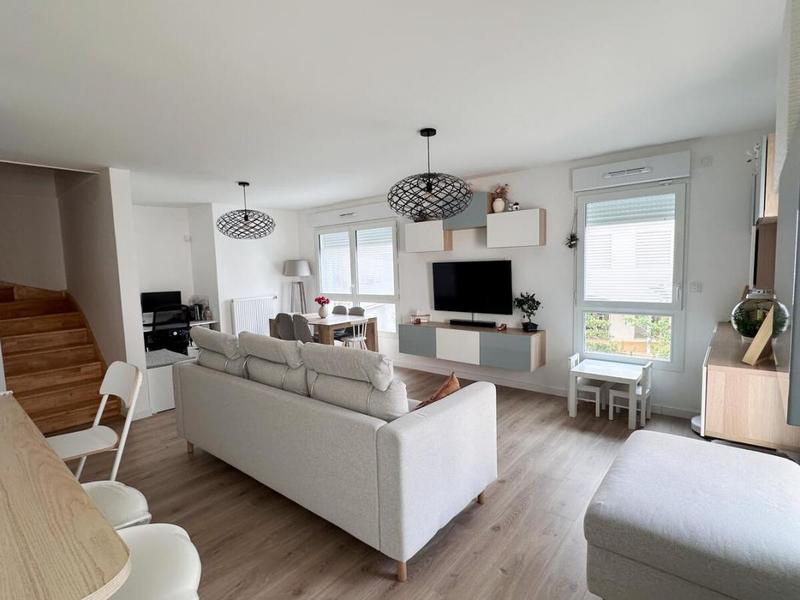 Appartement - 92 m² - 4 pièces