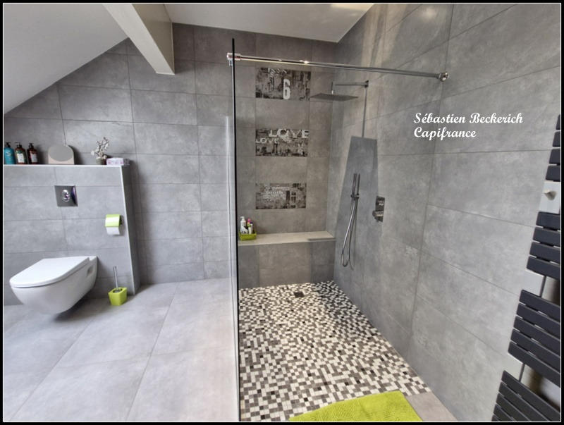 Maison - 240 m² - 8 pièces