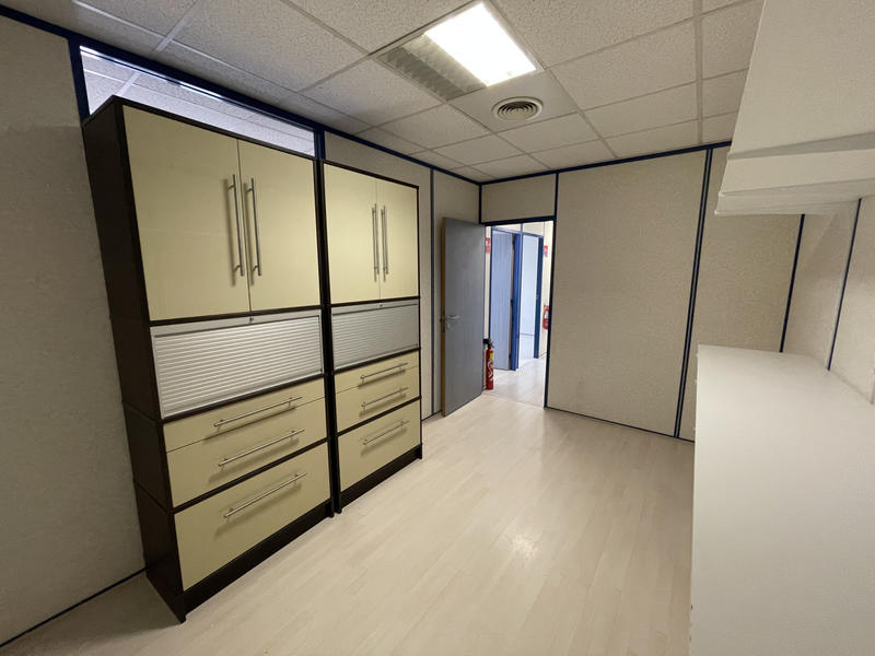 Bureau - 106 m²