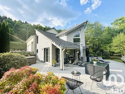 Maison - 192 m² - 5 pièces