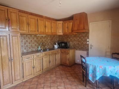 Maison - 121 m² - 6 pièces