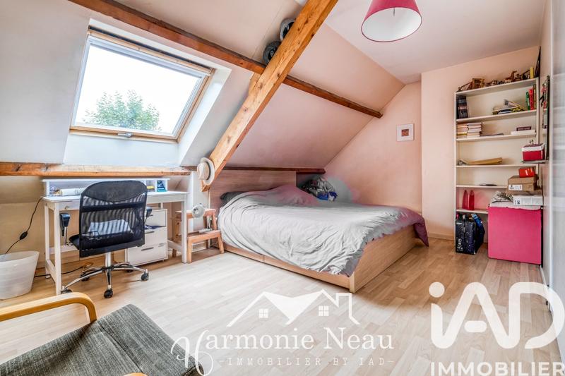 Maison - 179 m² - 9 pièces