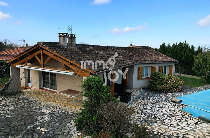 Maison - 111 m² - 5 pièces