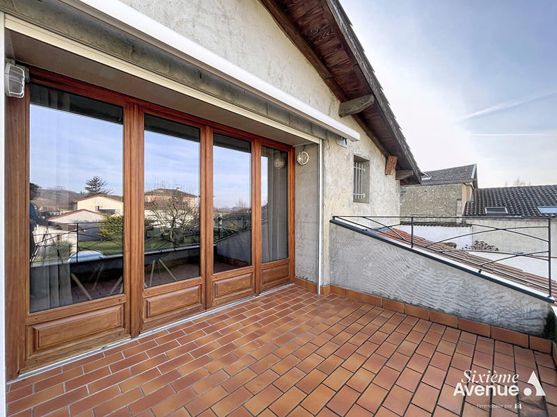 Maison - 307 m² - 8 pièces