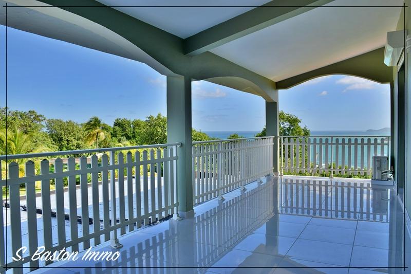 Villa - 322 m² - 7 pièces