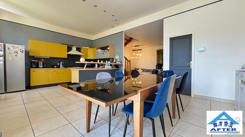 Duplex - 131 m² - 5 pièces