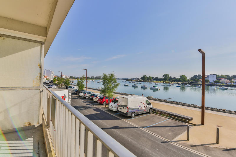 Appartement - 95 m² - 3 pièces