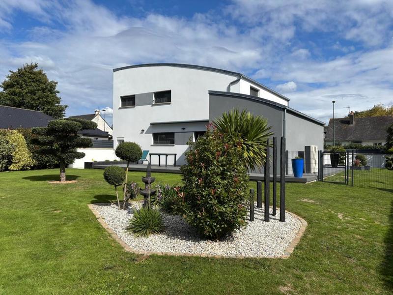 Maison - 160 m² - 6 pièces