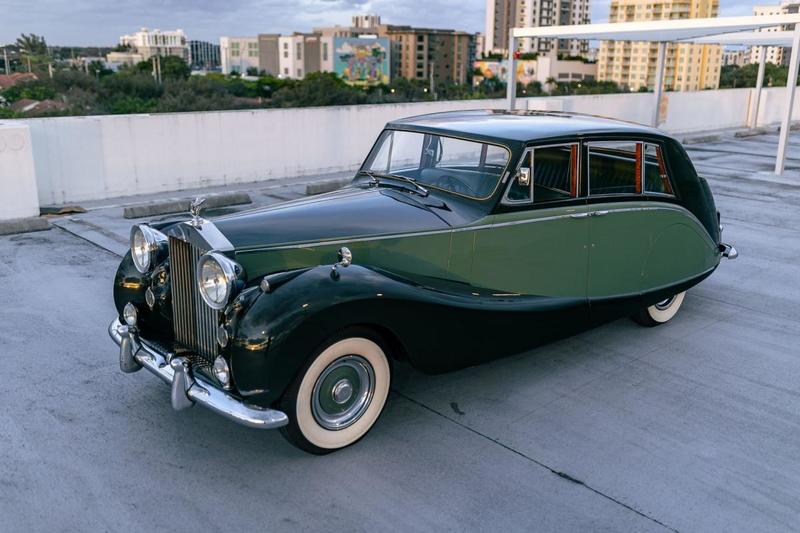 Rolls-Royce Silver Wraith